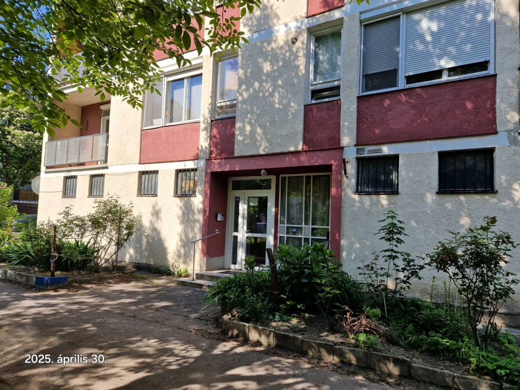 Eladó 55m2-es lakás, Győr-Nádorváros