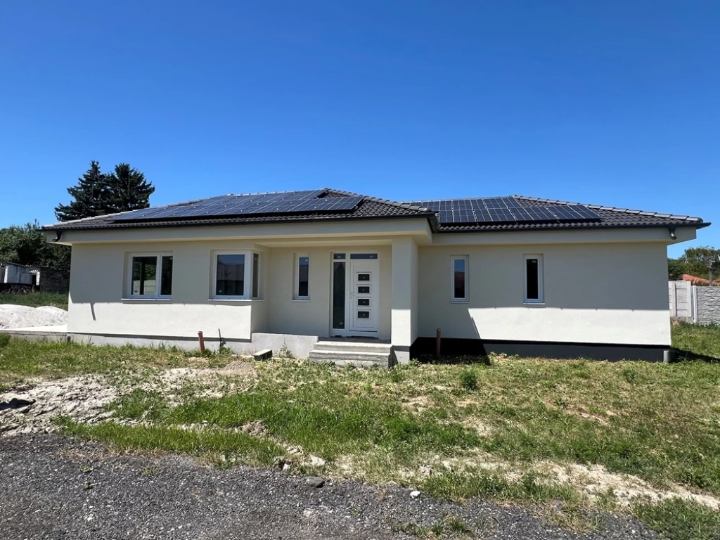 Eladó 116 m2 új építésű családi ház, Győrzámoly
