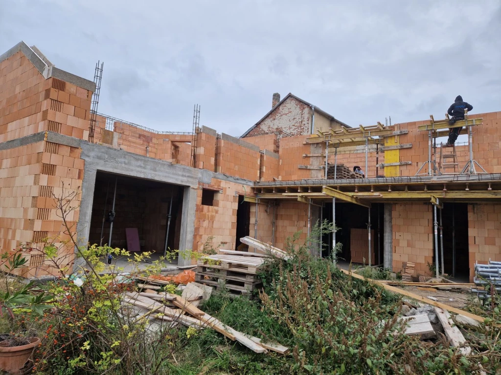 Jánossomorján 56,5m2-es újépítésű lakás eladó