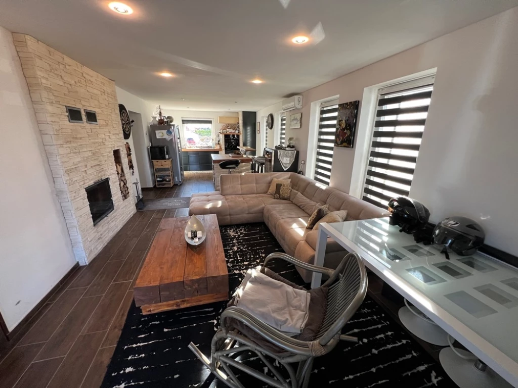 Eladó 143 m2 családi ház, Töltéstava