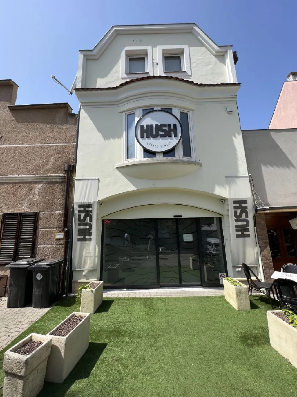 Kiadó 252 m2 üzlethelyiség, Győr