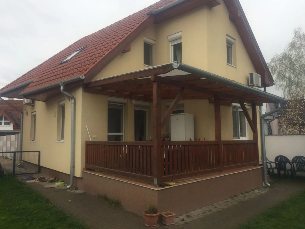 Eladó 130 m2 családi ház, Győr