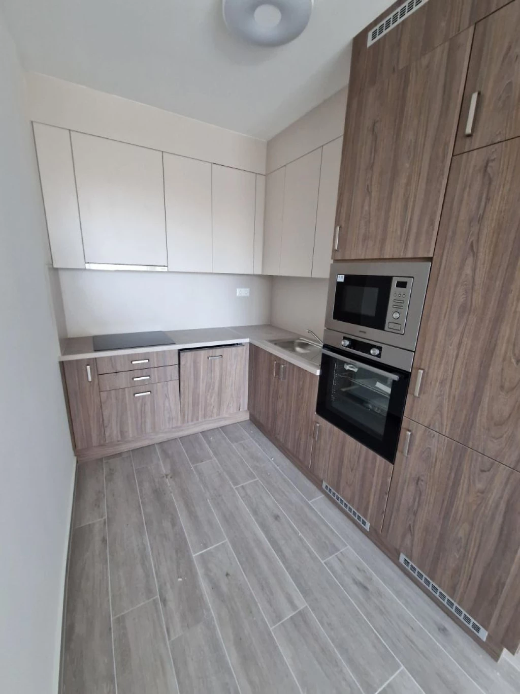 Győr-Adyváros, 2 szobás újépítésű lakás kiadó