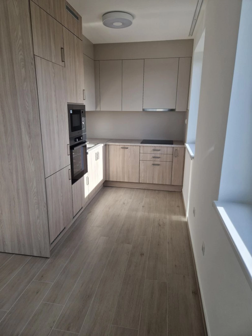 Győr-Adyváros, 2 szobás újépítésű lakás kiadó