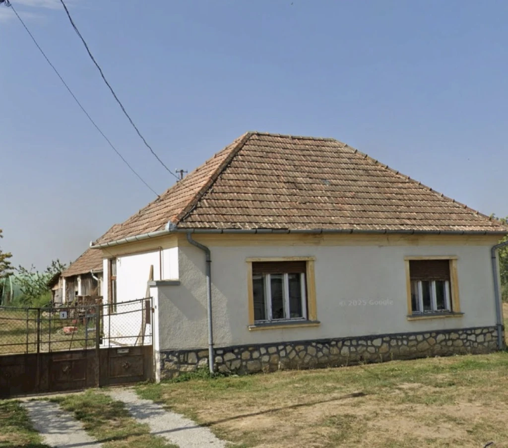 Eladó 95 m2 családi ház, Nóráp