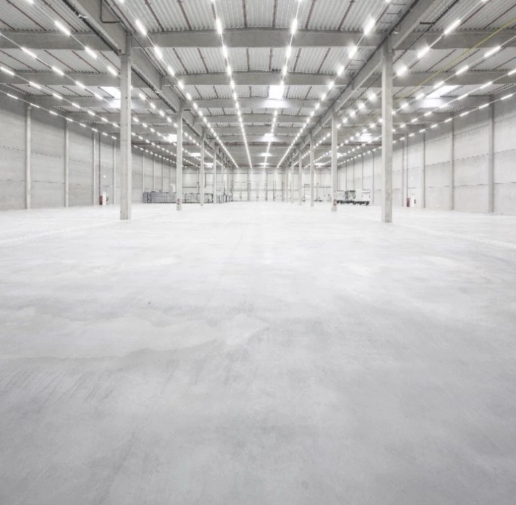 Modern „A” kategóriás raktár- és logisztikai csarnokok kiadók – Tatabánya/Környe Ipari Park