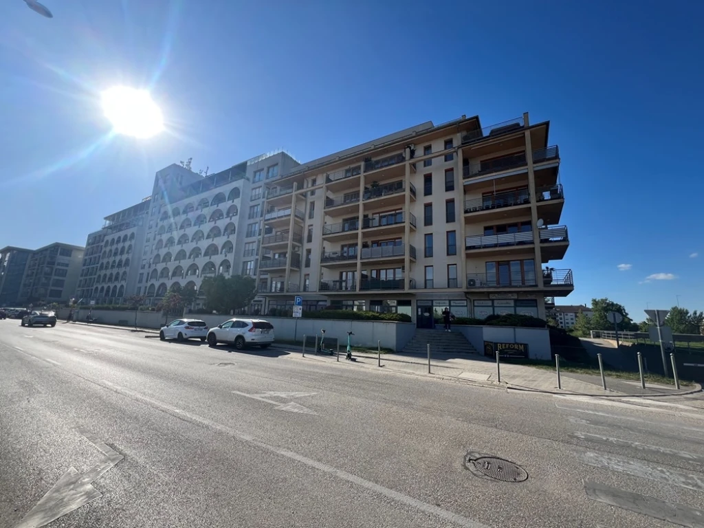 Eladó 41 m2 tégla lakás, Győr