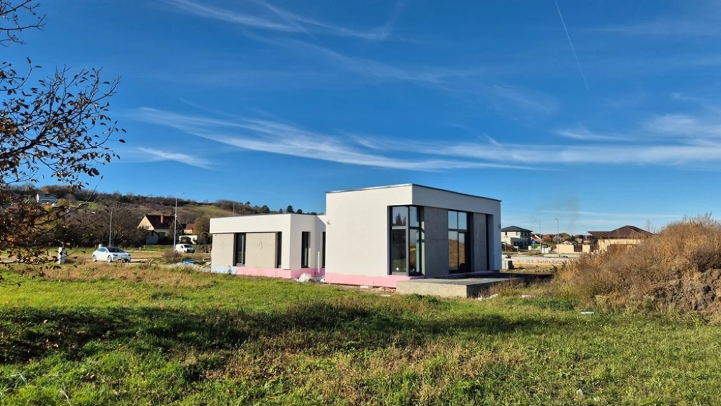 Eladó 160 m2 családi ház, Győrújbarát