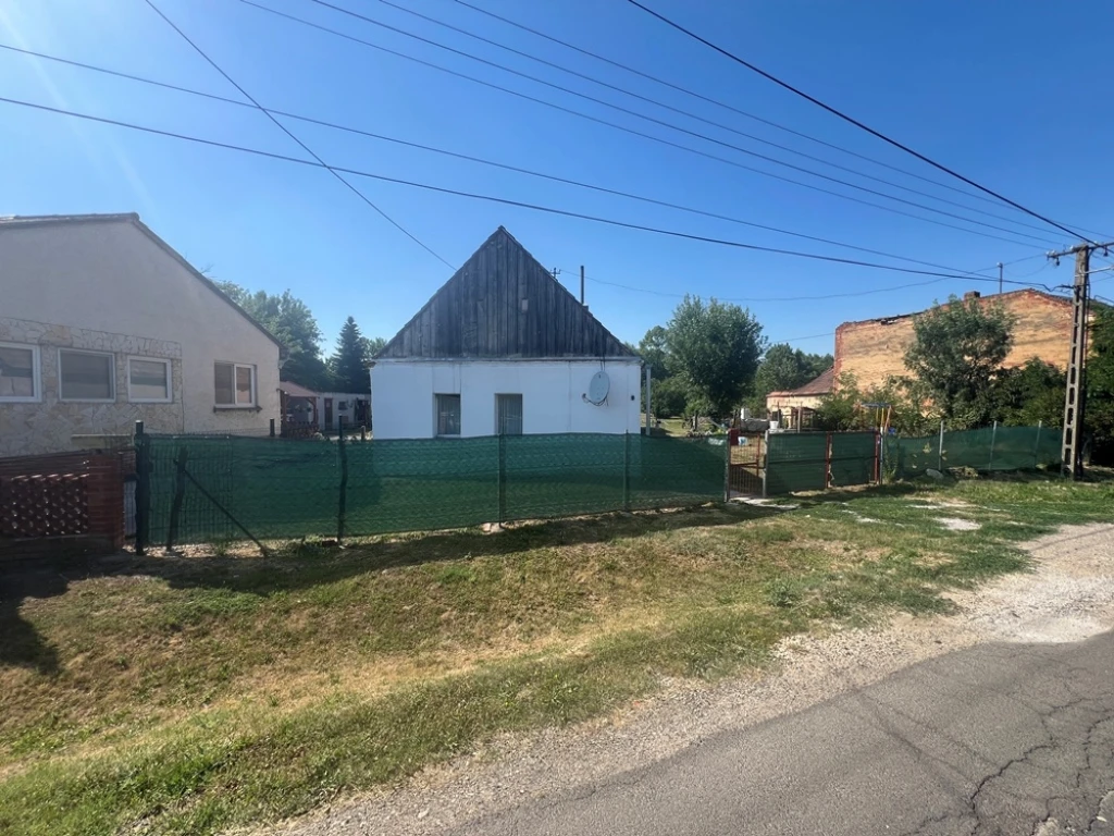 Eladó 78 m2 családi ház, Pásztori