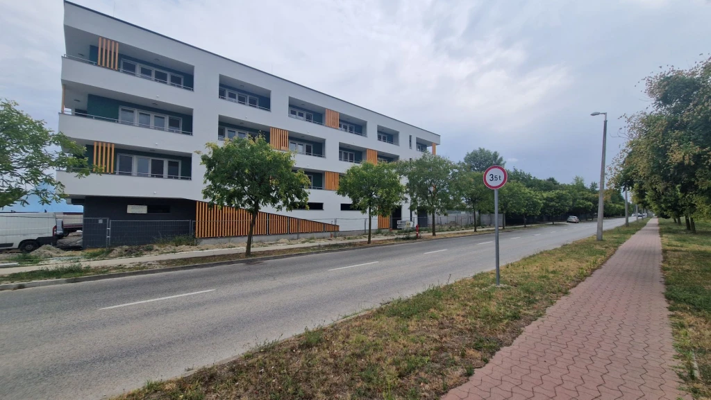 c3-1-name c2-19-name, Győr, Győrszabadhegy