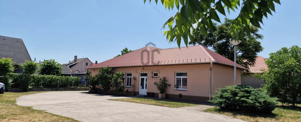 For sale office, office block, Debrecen, Biharikert