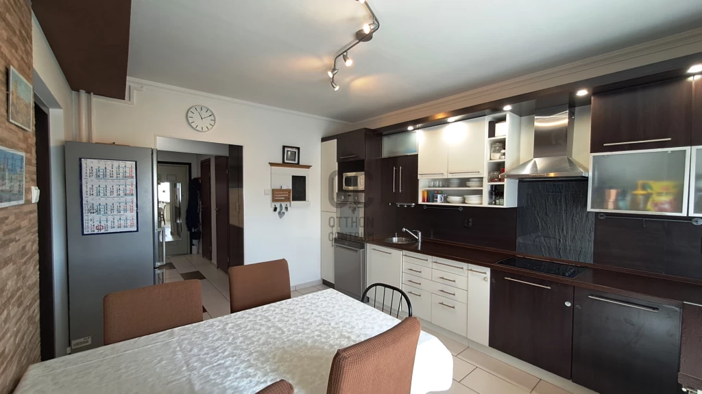 For sale panel flat, Debrecen, Tócóskert, István út