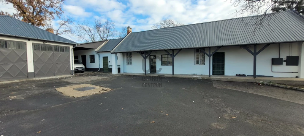 Kiadó egyéb kereskedelmi-ipari, Debrecen, Köntöskert