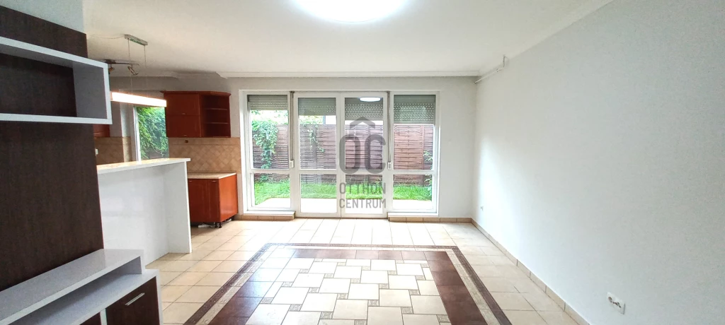 Kiadó sorház, Debrecen, Liget lakópark