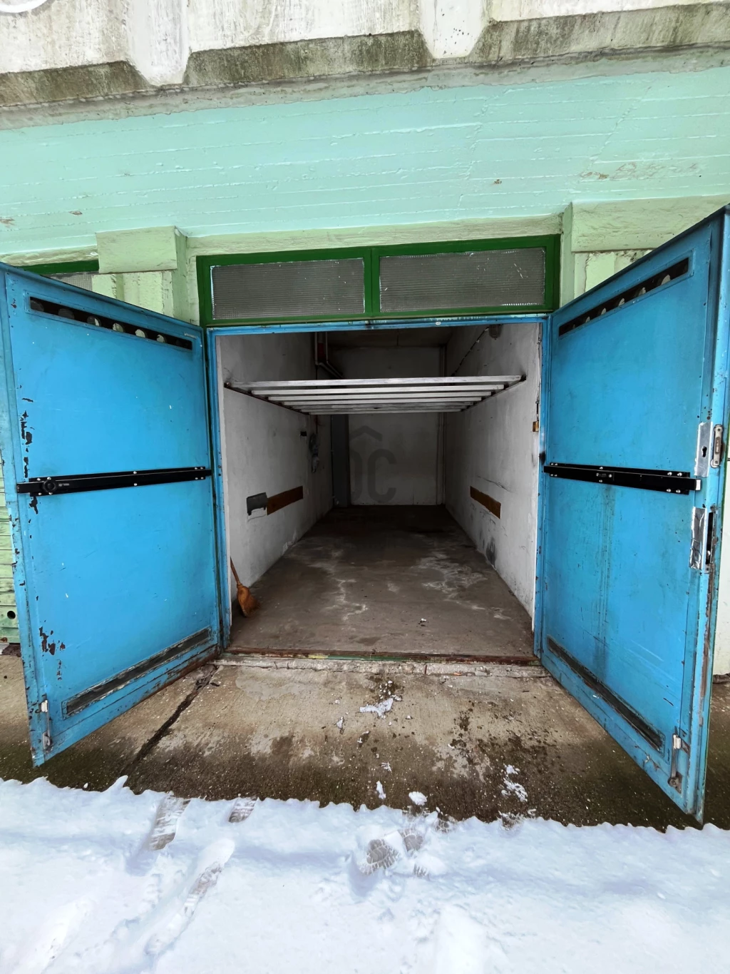 Eladó egyedi garázs, Debrecen, Tócóskert, Tócóskert tér