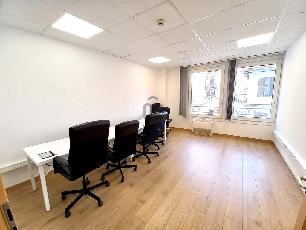 c3-2-name c2-68-name, Debrecen, Belváros