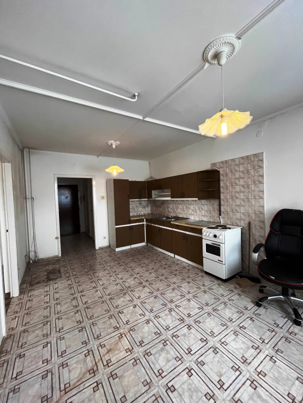 Eladó panellakás, Debrecen, Tócóskert