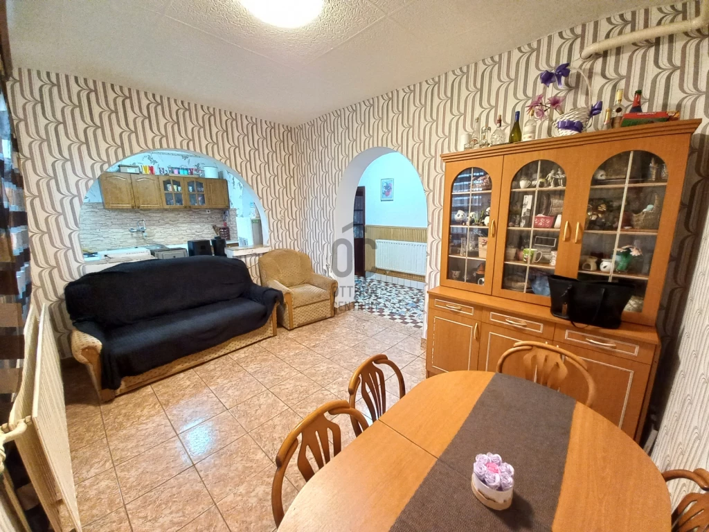 Eladó családi ház, Tiszacsege, Tiszacsege