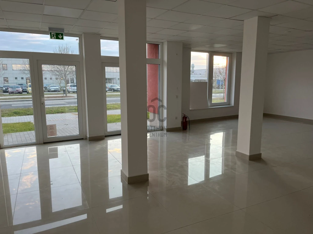 Kiadó egyéb kereskedelmi-ipari, Tiszaújváros, Tiszaújváros