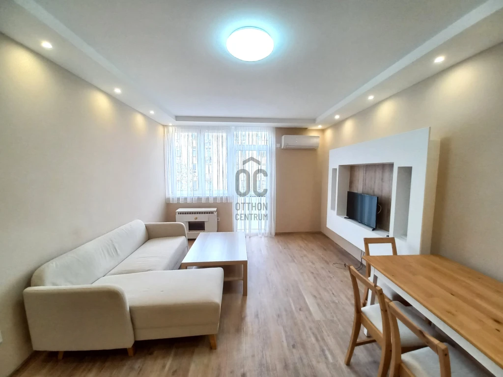 Eladó társasházi lakás, Debrecen, Libakert