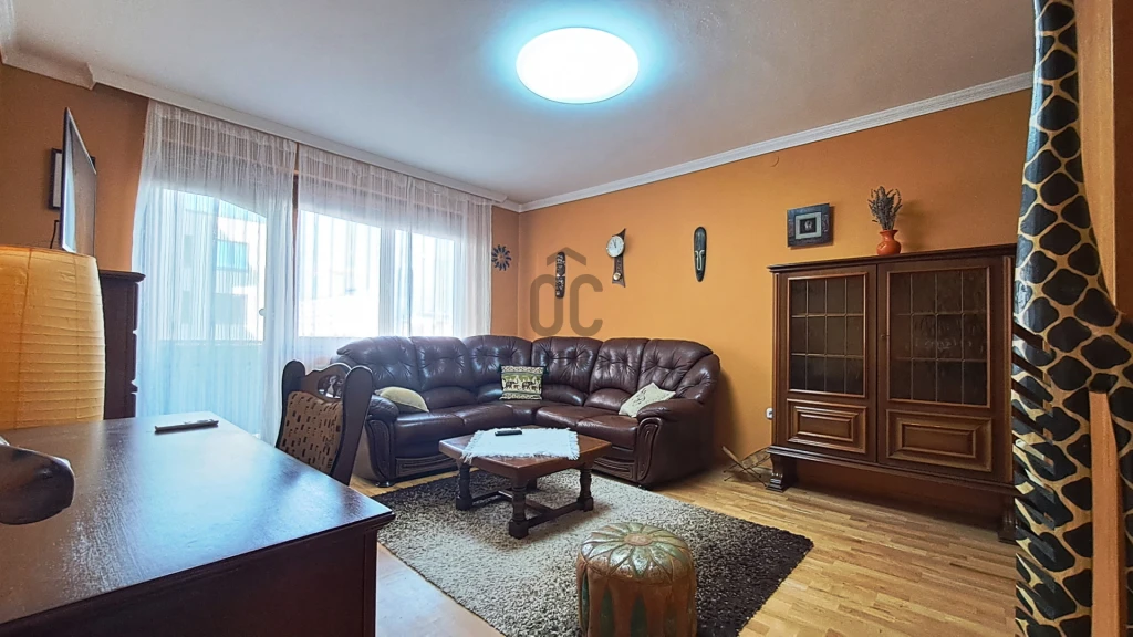c3-1-name c2-19-name, Debrecen, Belváros, Antall József utca