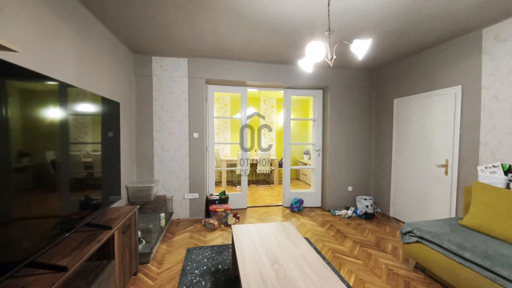 c3-1-name c2-19-name, Debrecen, Belváros, Vármegyeháza utca