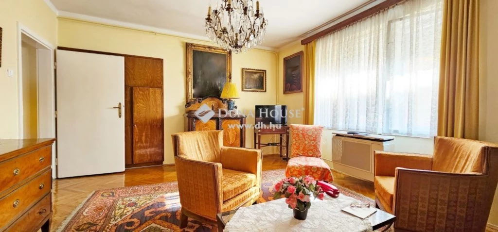 For sale brick flat, Szombathely