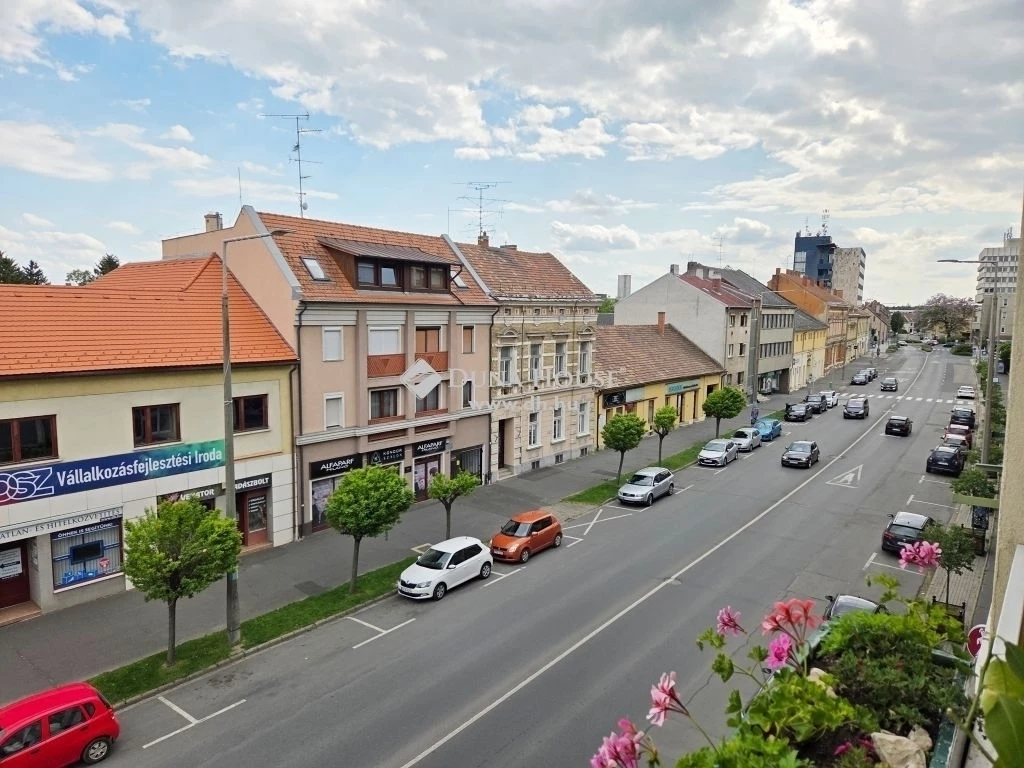 Eladó lakás, Szombathely