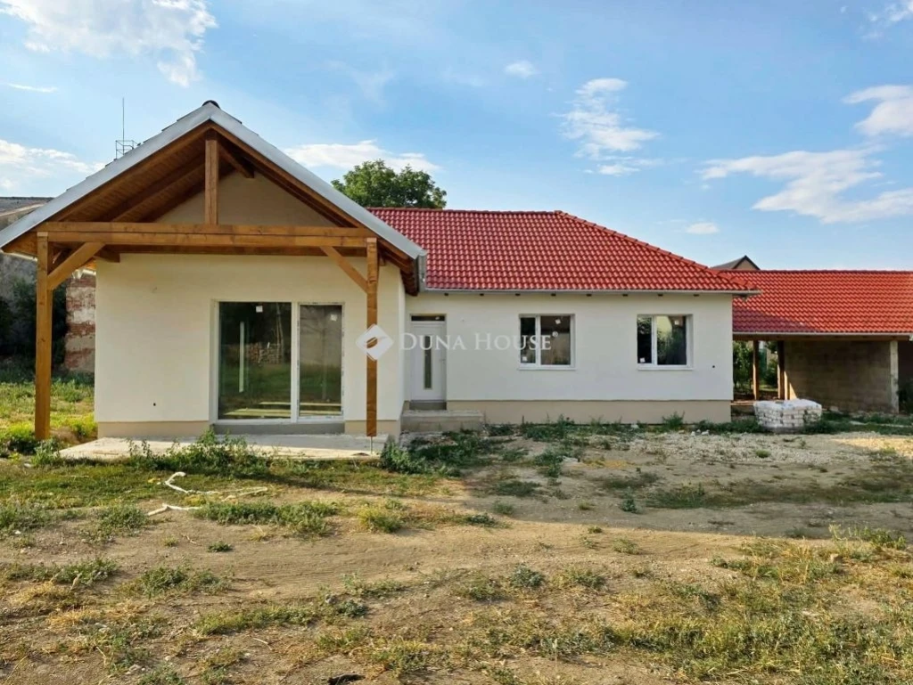 Eladó ház, Söpte