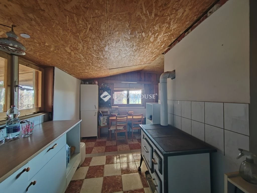 Eladó telek, Söpte