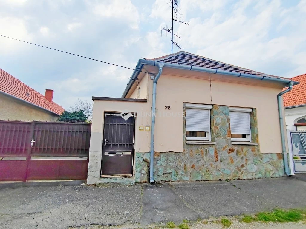 c3-1-name c2-1-name, Szombathely, Szőlős utca