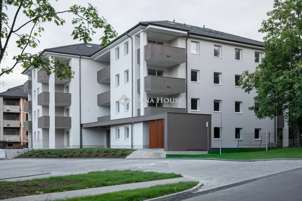 Eladó lakás, Kőszeg
