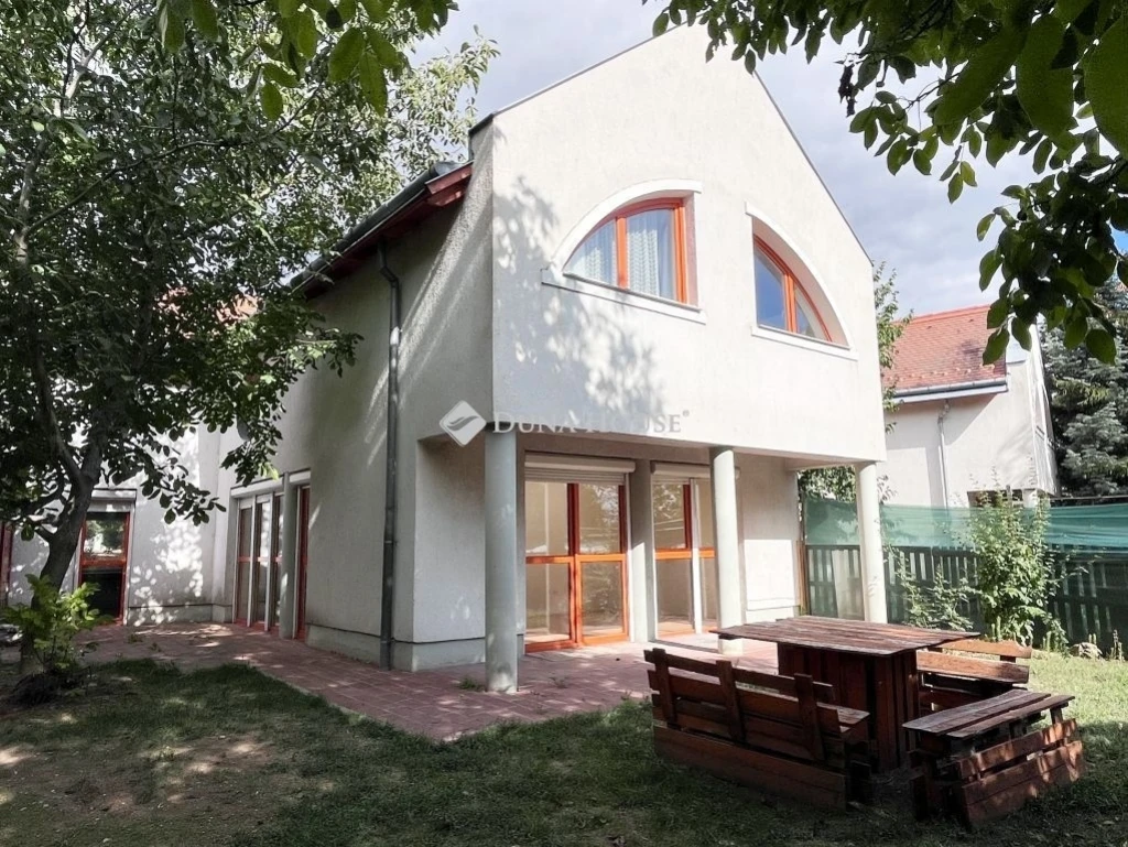 Eladó lakás, Kőszeg