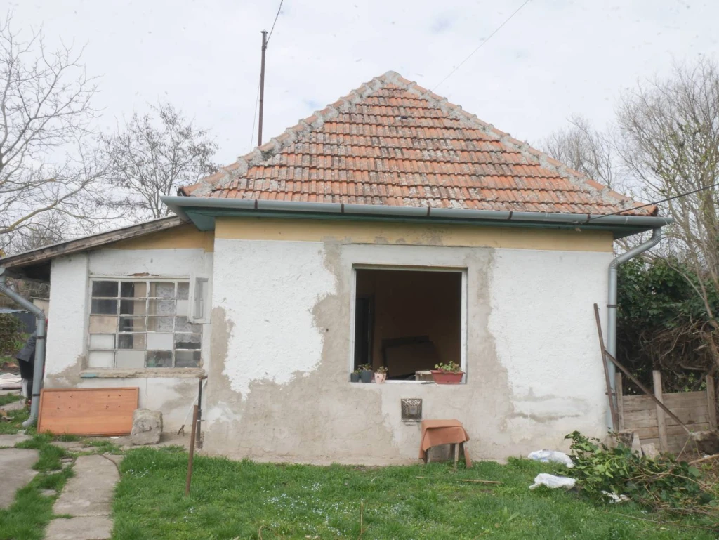 Eladó Családi ház, Tápiószele, 63nm, 15000000 Ft