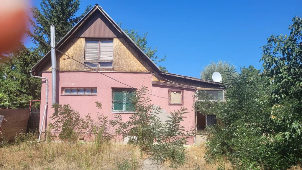 Eladó Családi ház, Pilis, 58nm, 13000000 Ft