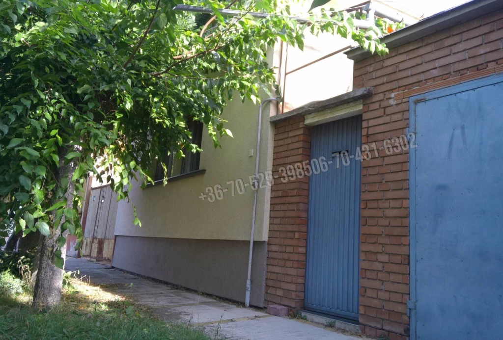 Eladó Családi ház, Cegléd, Kertváros, 106nm, 49900000 Ft