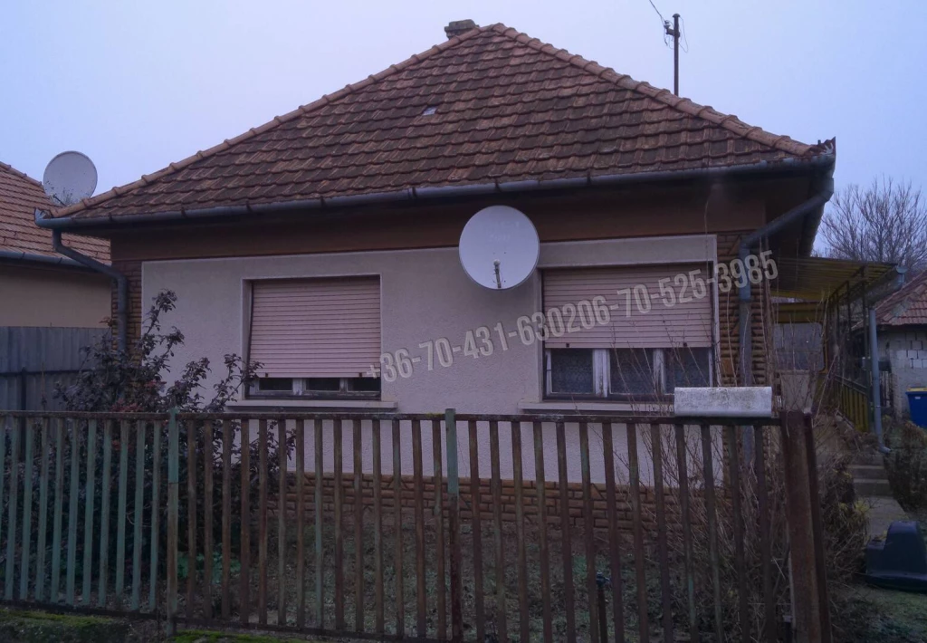 Eladó Családi ház, Mikebuda, 72nm, 25900000 Ft