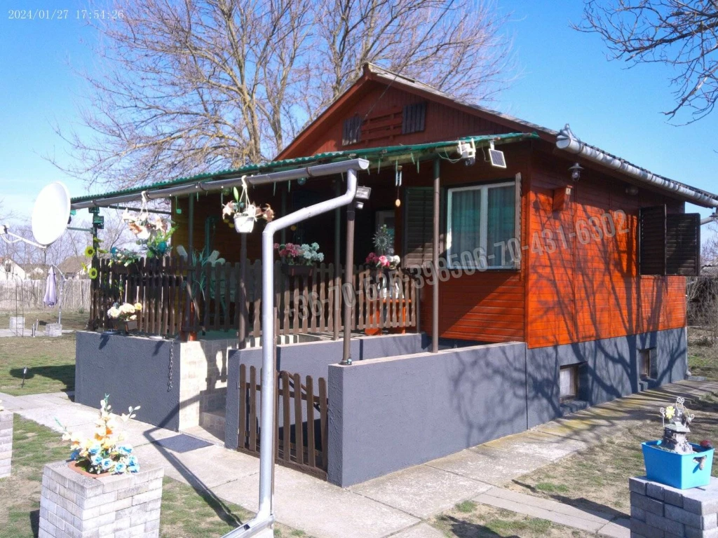 Eladó Családi ház, Tápiószentmárton,  Nincs megadva, 24nm, 17900000 Ft