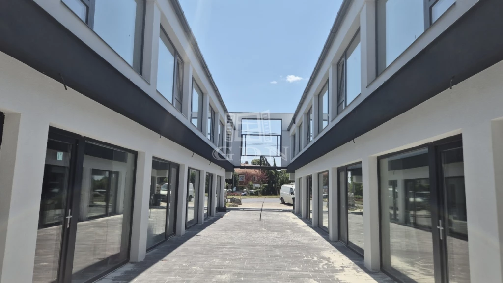 Eladó iroda, irodaház, Érd, Városközpont, Üzlethelyiségek,irodák a központban