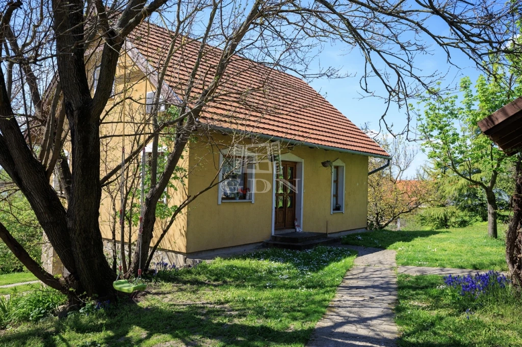 c3-1-name c2-1-name, Biatorbágy, Kivételes tóparti birtok!