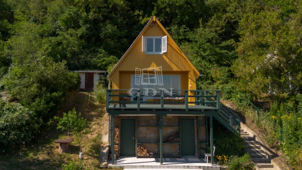 For sale holiday house, summer cottage, Kulcs, Páratlan panoráma!
