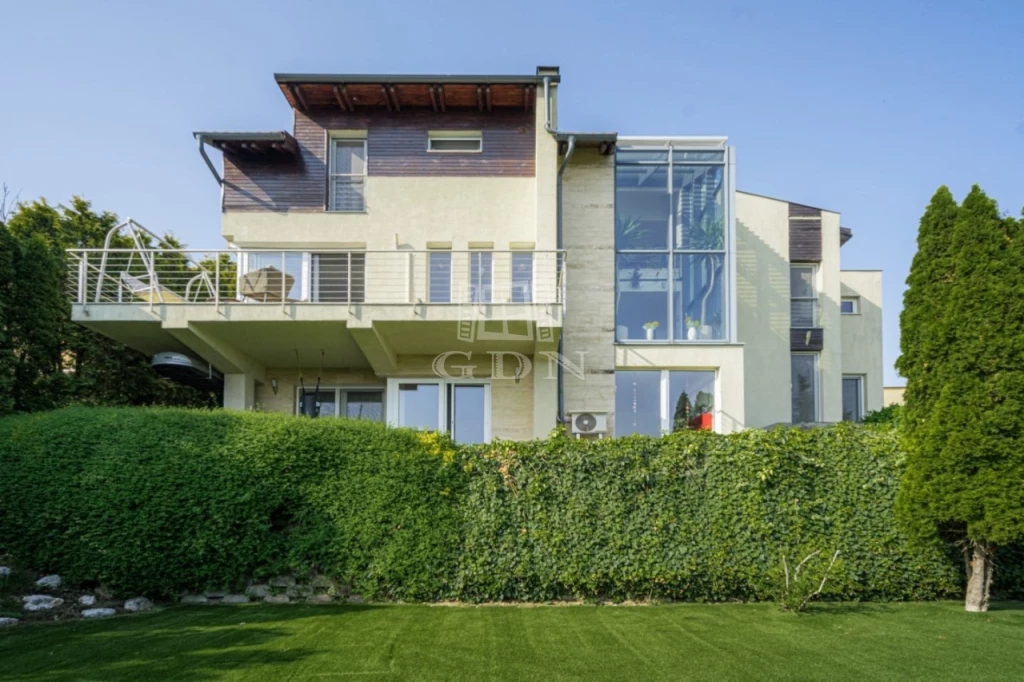 c3-1-name c2-1-name, Budaörs, Budaörsi Kamaraerdő, Luxus életérzés örök panorámával