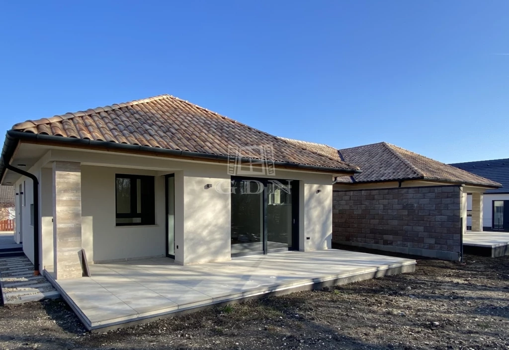 Eladó ikerház, Herceghalom, Újépítésű, kiváló kivitelezés