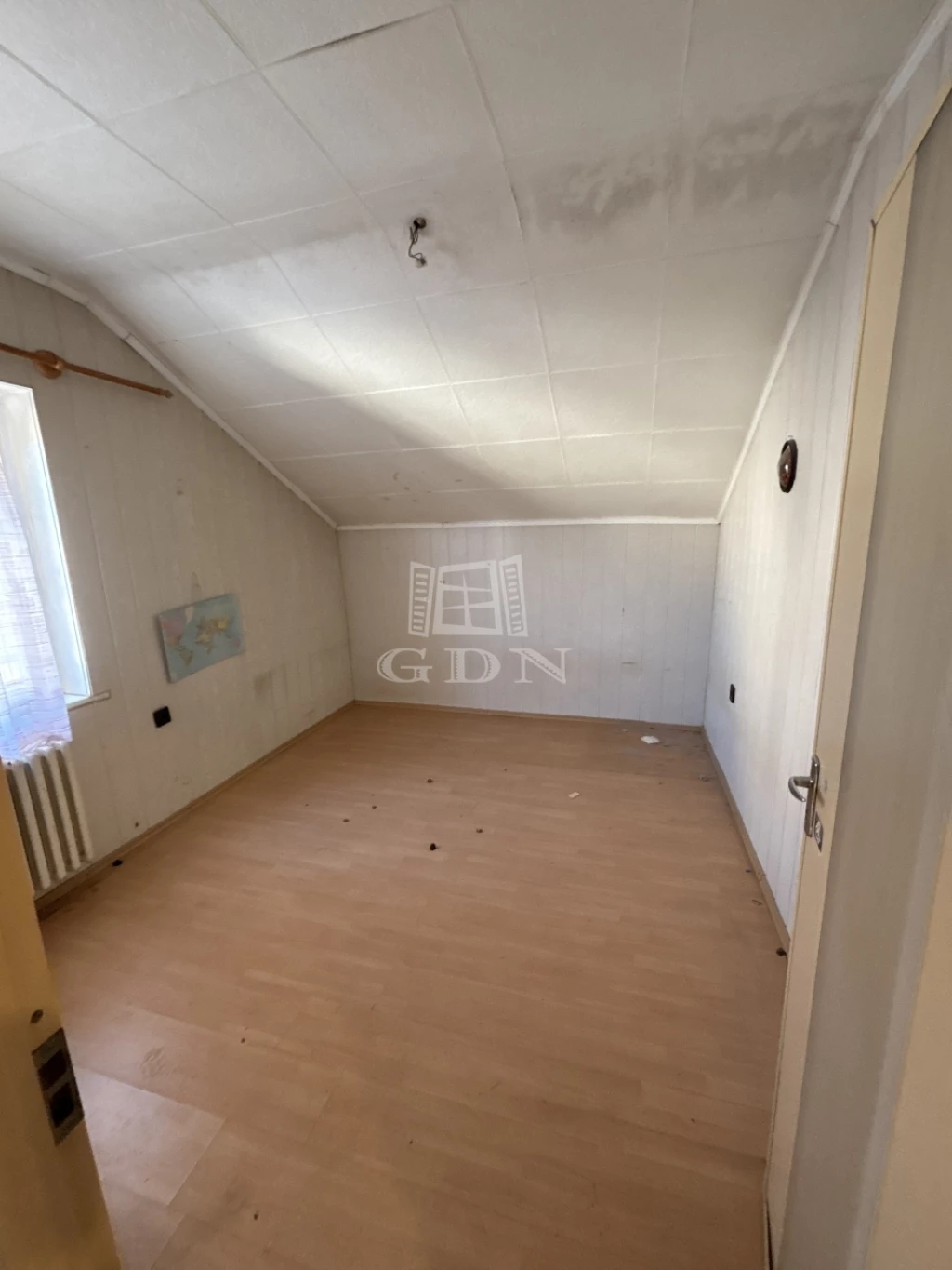 Eladó családi ház, Budapest XVI. kerület, Sashalom, Sashalmi erdő mellett