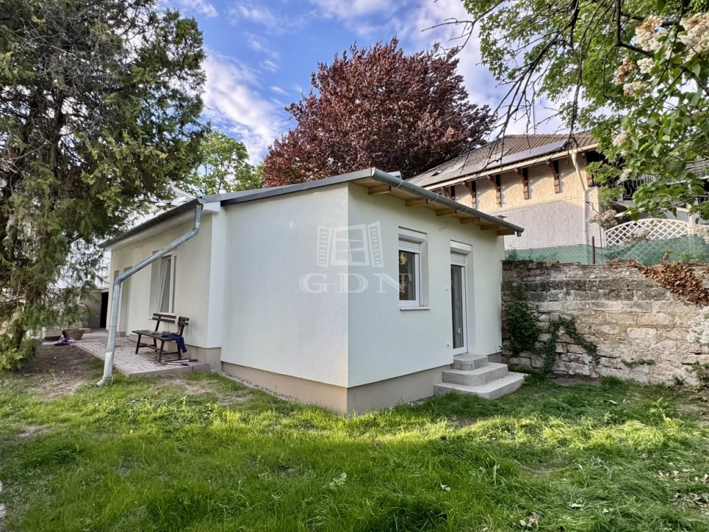 Eladó családi ház, Budapest XXII. kerület, Baross Gábor telep, Szeparált kerttel és terasszal