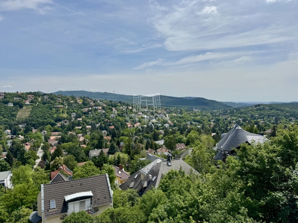 Eladó építési telek, Budapest II. kerület, Máriaremete, Vadregényes, panorámás