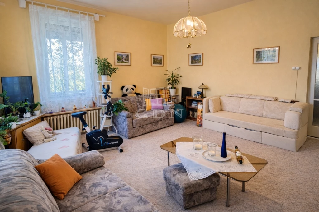 Eladó családi ház, Dunakeszi, Felsőtabán, Víztorony közelében