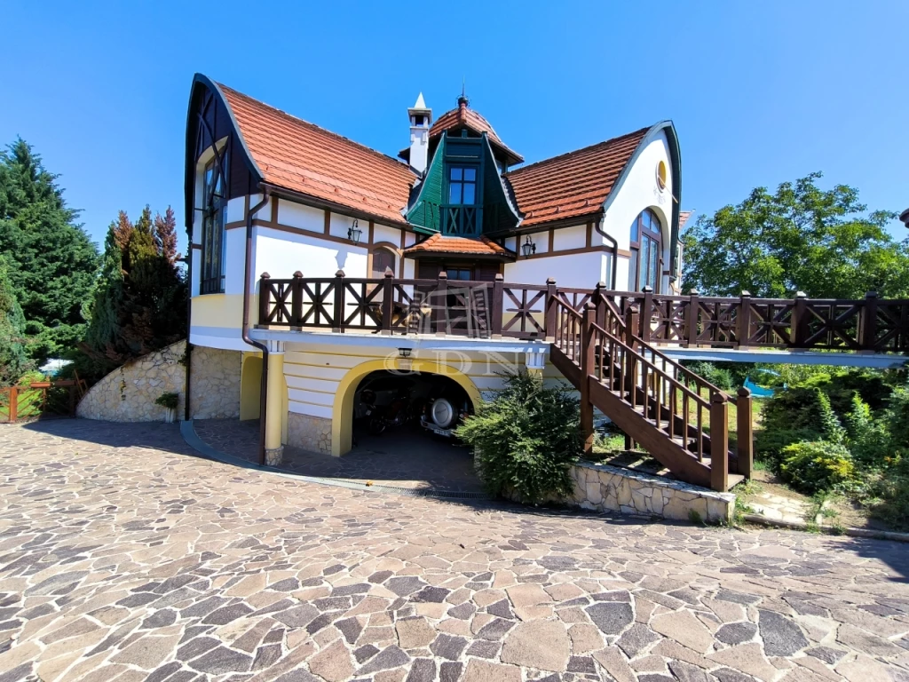 For sale house, Esztergom, Forrás-tó közelében