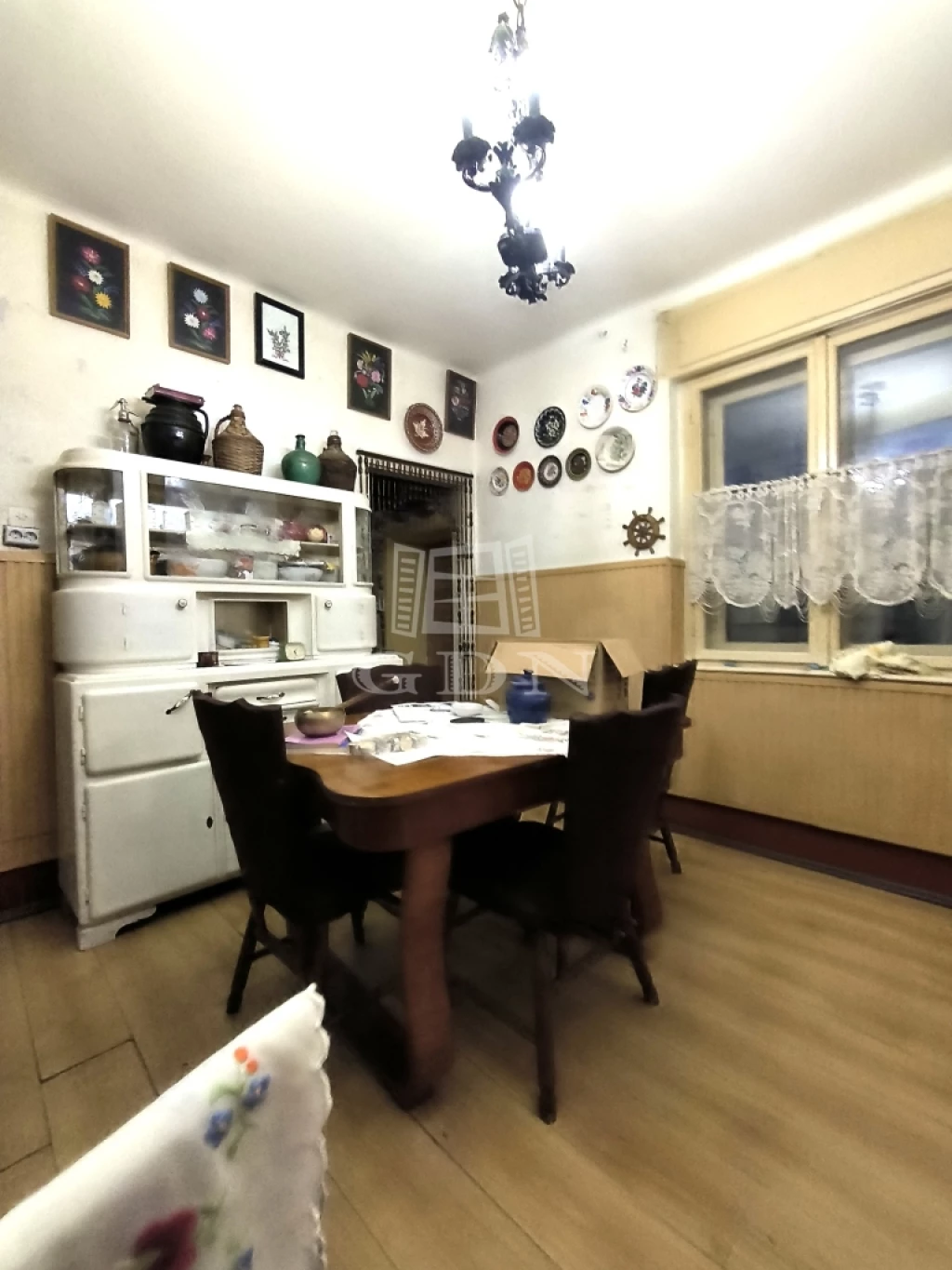 Eladó családi ház, Zsámbok, csendes utcában