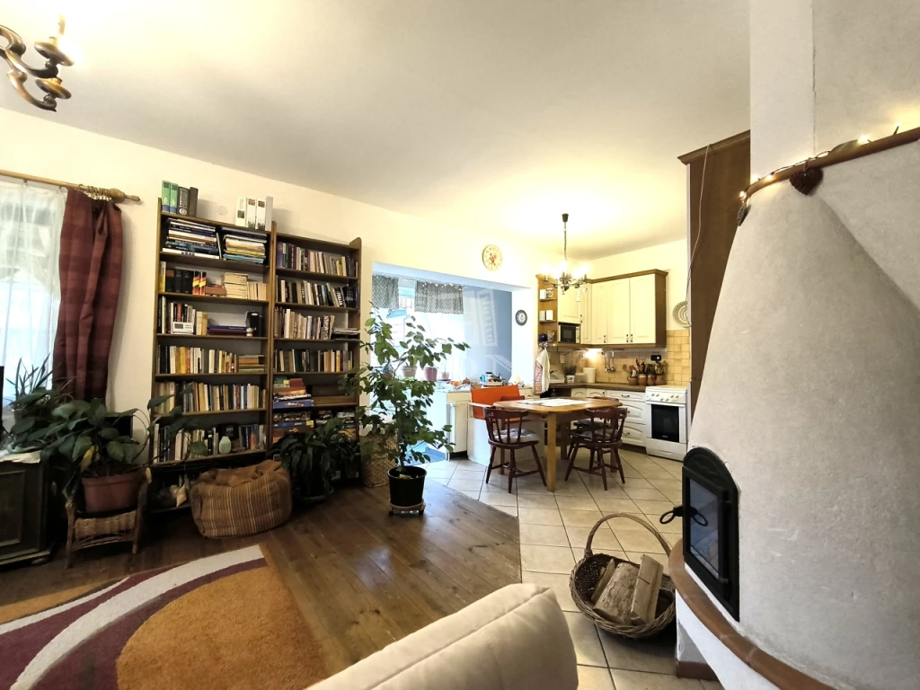 Eladó családi ház, Göd, Alsógöd, vasútállomás közelében